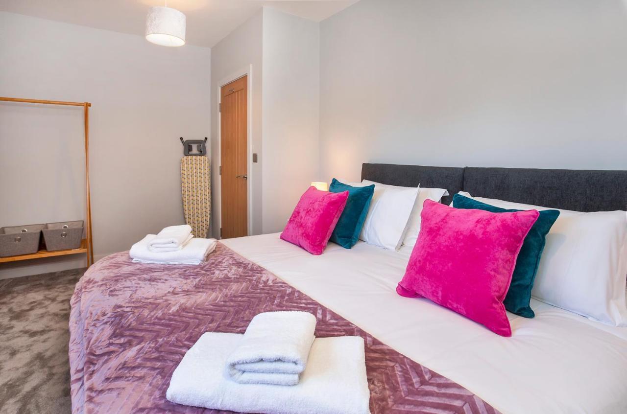 Апартаменти The Luxury Potting Shed With Free Parking! Йорк Екстер'єр фото
